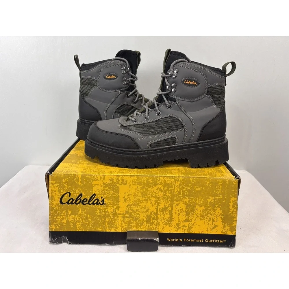 Cabela's Ultralight II Wading Boots Sz 9 Men's Grey Fly Fishing Cleat Bottoms